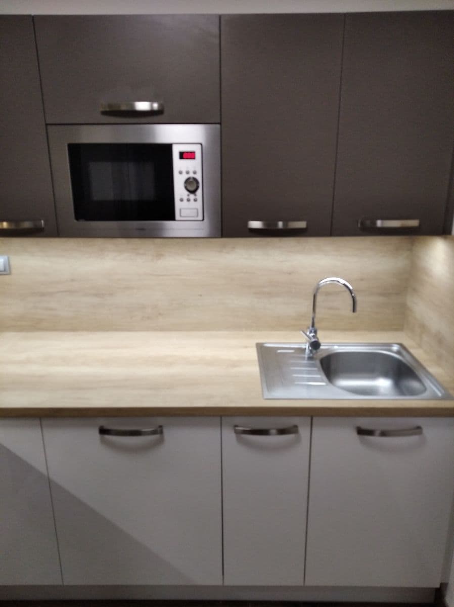 1 bedroom with open-plan kitchen flat to rent, 60 m², Třída Jiřího Pelikána, Olomouc, Olomoucký Region 1 bedroom with open-plan kitchen flat to rent, 60 m², Třída Jiřího Pelikána, Olomouc, Olomoucký Region