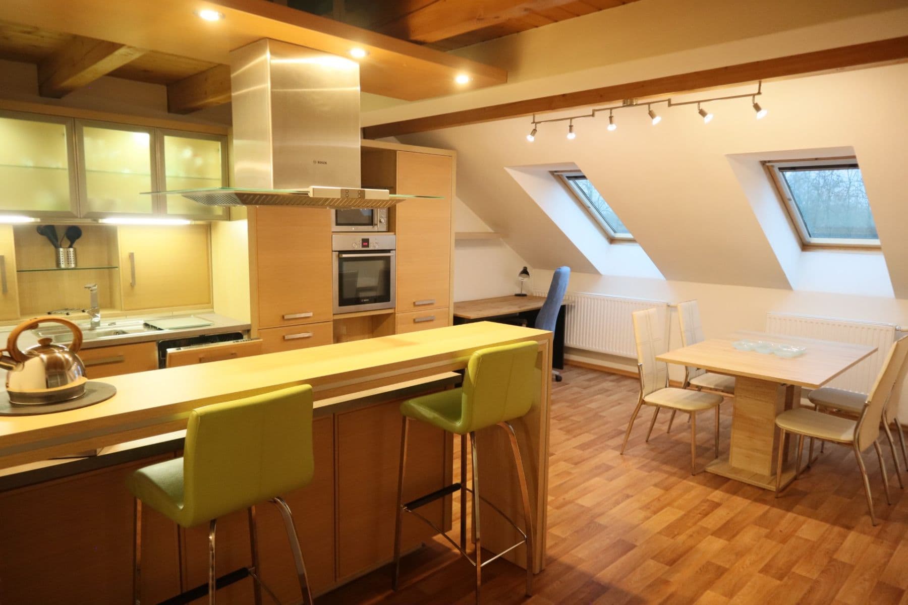 2 bedroom flat to rent, 94 m², Lidická třída, České Budějovice, Jihočeský Region 2 bedroom flat to rent, 94 m², Lidická třída, České Budějovice, Jihočeský Region