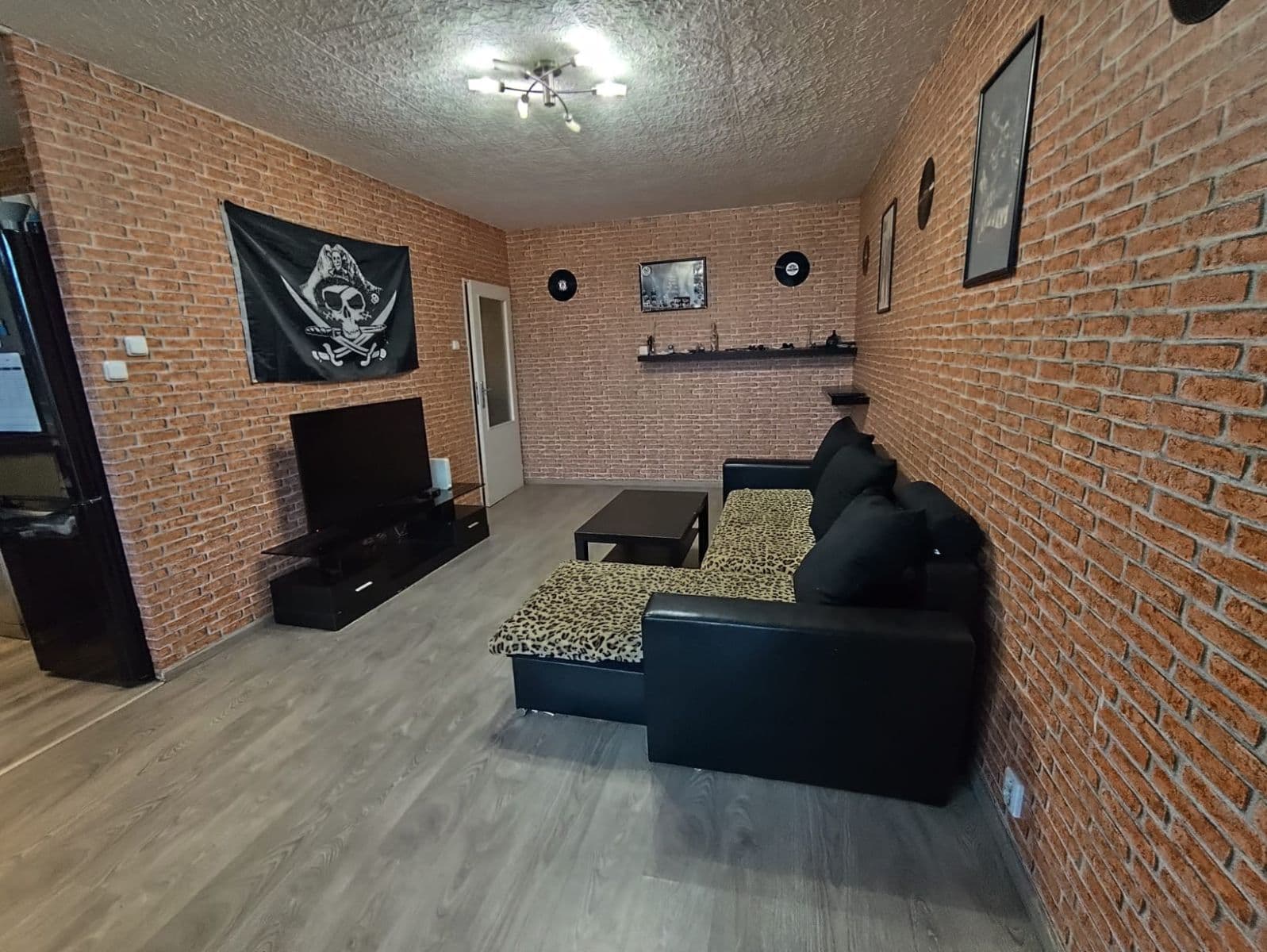 4 bedroom flat for sale, 80 m², Kpt. Jaroše, Teplice, Ústecký Region 4 bedroom flat for sale, 80 m², Kpt. Jaroše, Teplice, Ústecký Region