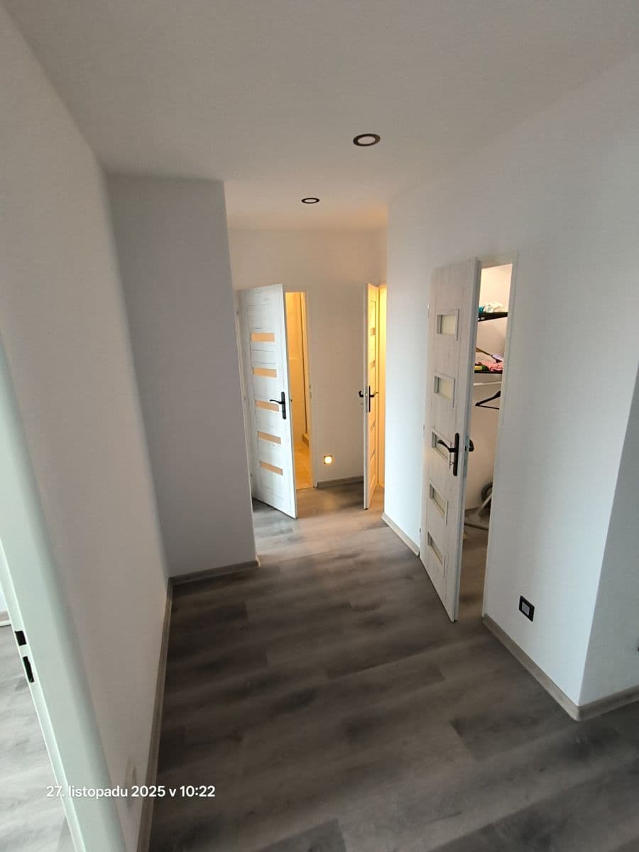 3 bedroom flat to rent, 68 m², Litvínovská, Prague, Prague 3 bedroom flat to rent, 68 m², Litvínovská, Prague, Prague