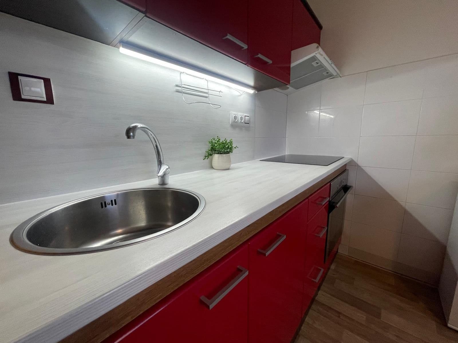 1 bedroom flat to rent, 40 m², Teyschlova, Brno, Jihomoravský Region 1 bedroom flat to rent, 40 m², Teyschlova, Brno, Jihomoravský Region