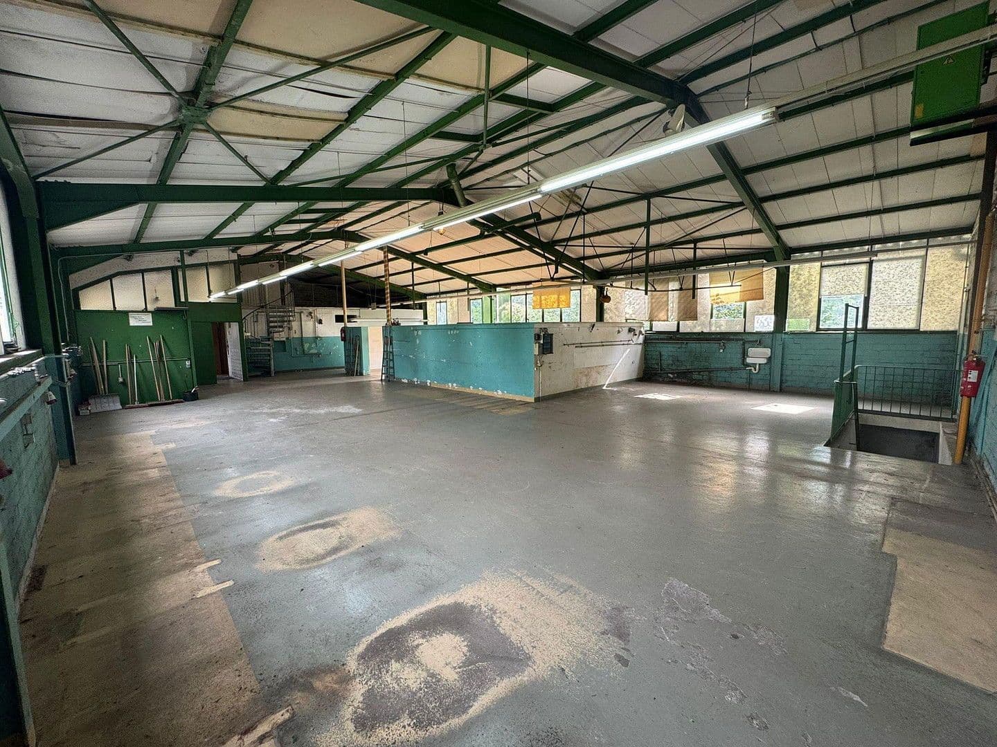 non-residential property for sale, 600 m², Solingen, North Rhine-Westphalia non-residential property for sale, 600 m², Solingen, North Rhine-Westphalia