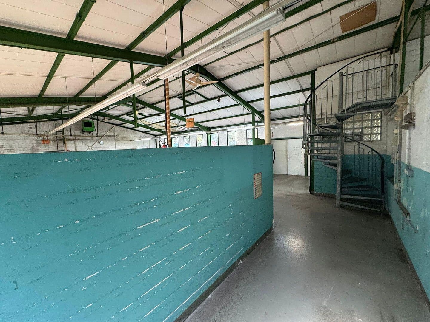 non-residential property for sale, 600 m², Solingen, North Rhine-Westphalia non-residential property for sale, 600 m², Solingen, North Rhine-Westphalia