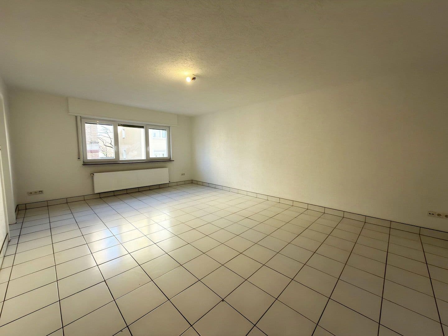 1 bedroom flat to rent, 40 m², Stuttgart, Baden-Württemberg 1 bedroom flat to rent, 40 m², Stuttgart, Baden-Württemberg