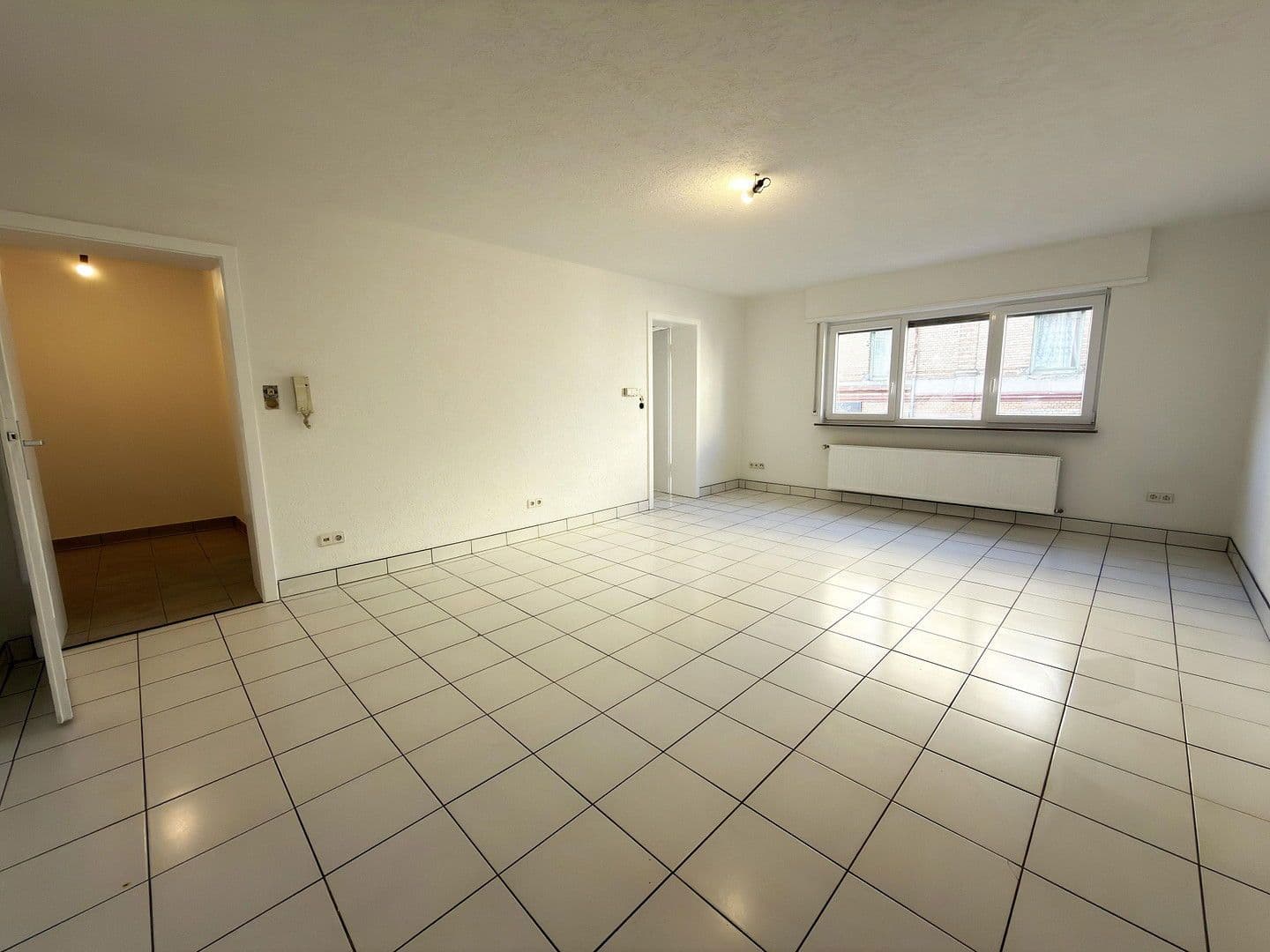 1 bedroom flat to rent, 40 m², Stuttgart, Baden-Württemberg 1 bedroom flat to rent, 40 m², Stuttgart, Baden-Württemberg