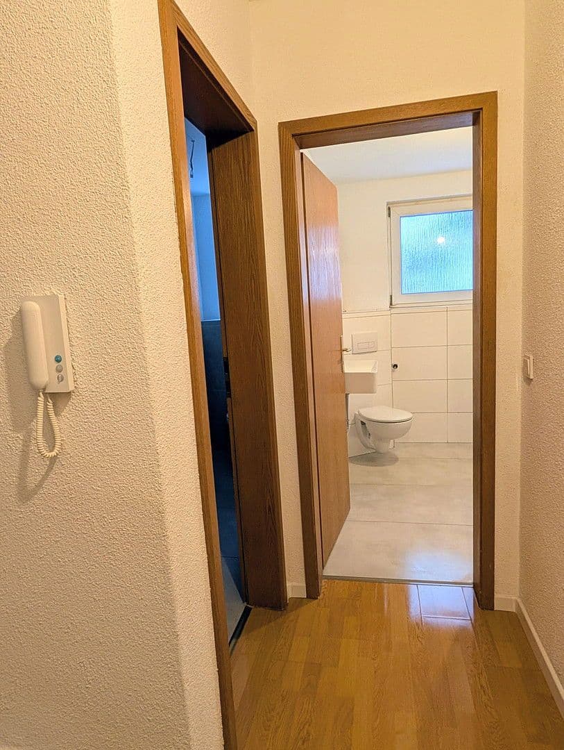 2 bedroom with open-plan kitchen flat to rent, 99 m², Büttelborn, Hesse 2 bedroom with open-plan kitchen flat to rent, 99 m², Büttelborn, Hesse