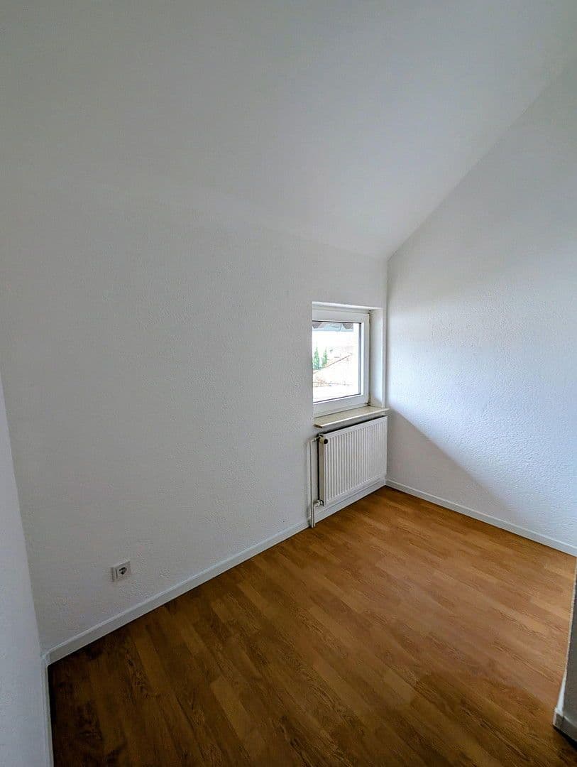 2 bedroom with open-plan kitchen flat to rent, 99 m², Büttelborn, Hesse 2 bedroom with open-plan kitchen flat to rent, 99 m², Büttelborn, Hesse