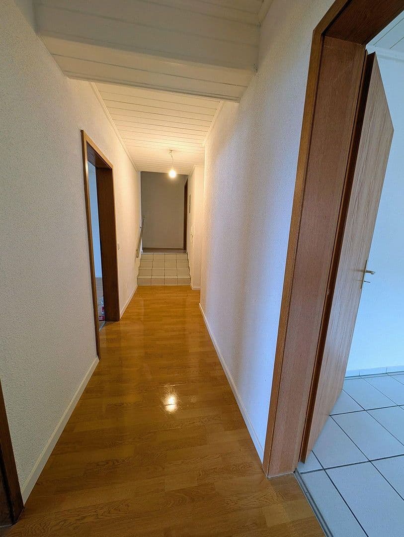 2 bedroom with open-plan kitchen flat to rent, 99 m², Büttelborn, Hesse 2 bedroom with open-plan kitchen flat to rent, 99 m², Büttelborn, Hesse