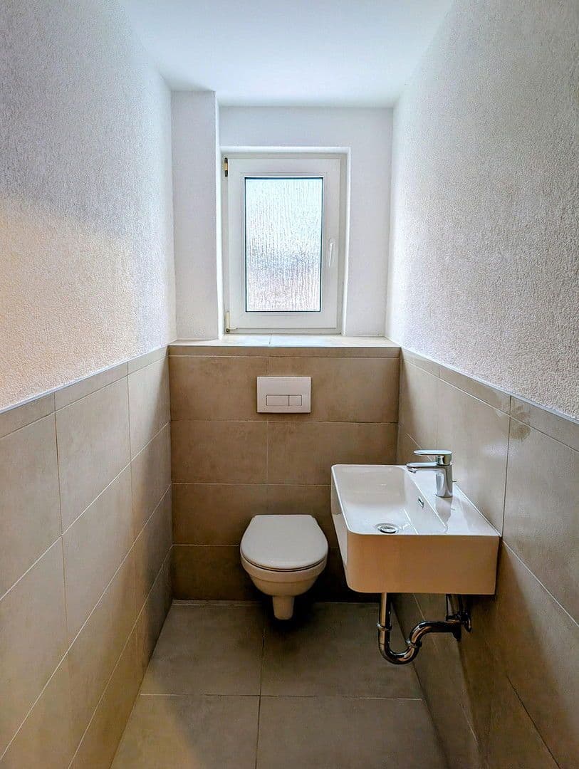 2 bedroom with open-plan kitchen flat to rent, 99 m², Büttelborn, Hesse 2 bedroom with open-plan kitchen flat to rent, 99 m², Büttelborn, Hesse