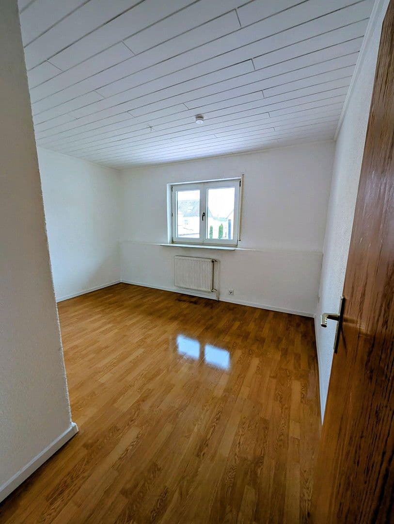 2 bedroom with open-plan kitchen flat to rent, 99 m², Büttelborn, Hesse 2 bedroom with open-plan kitchen flat to rent, 99 m², Büttelborn, Hesse