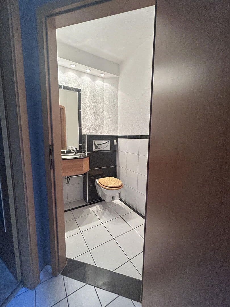 house to rent, 141 m², Kaiserslautern, Rhineland-Palatinate house to rent, 141 m², Kaiserslautern, Rhineland-Palatinate