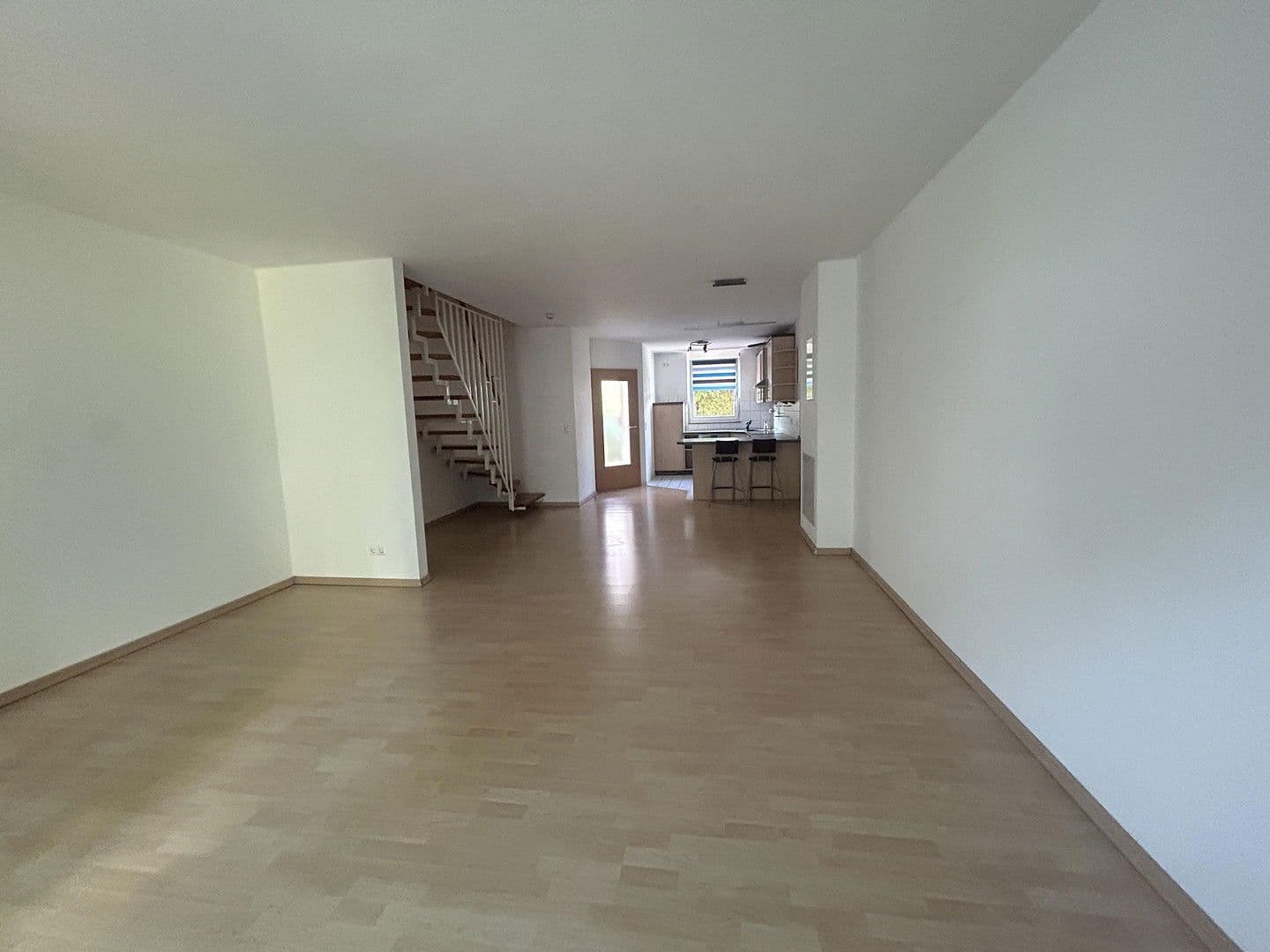 house to rent, 141 m², Kaiserslautern, Rhineland-Palatinate house to rent, 141 m², Kaiserslautern, Rhineland-Palatinate
