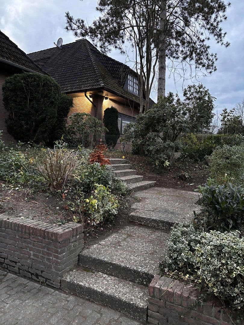 house to rent, 180 m², Rellingen, Schleswig-Holstein house to rent, 180 m², Rellingen, Schleswig-Holstein