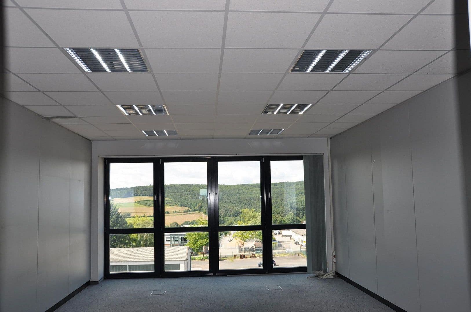 office to rent, 427 m², Vor den Eichen 6, Elz, Hesse office to rent, 427 m², Vor den Eichen 6, Elz, Hesse