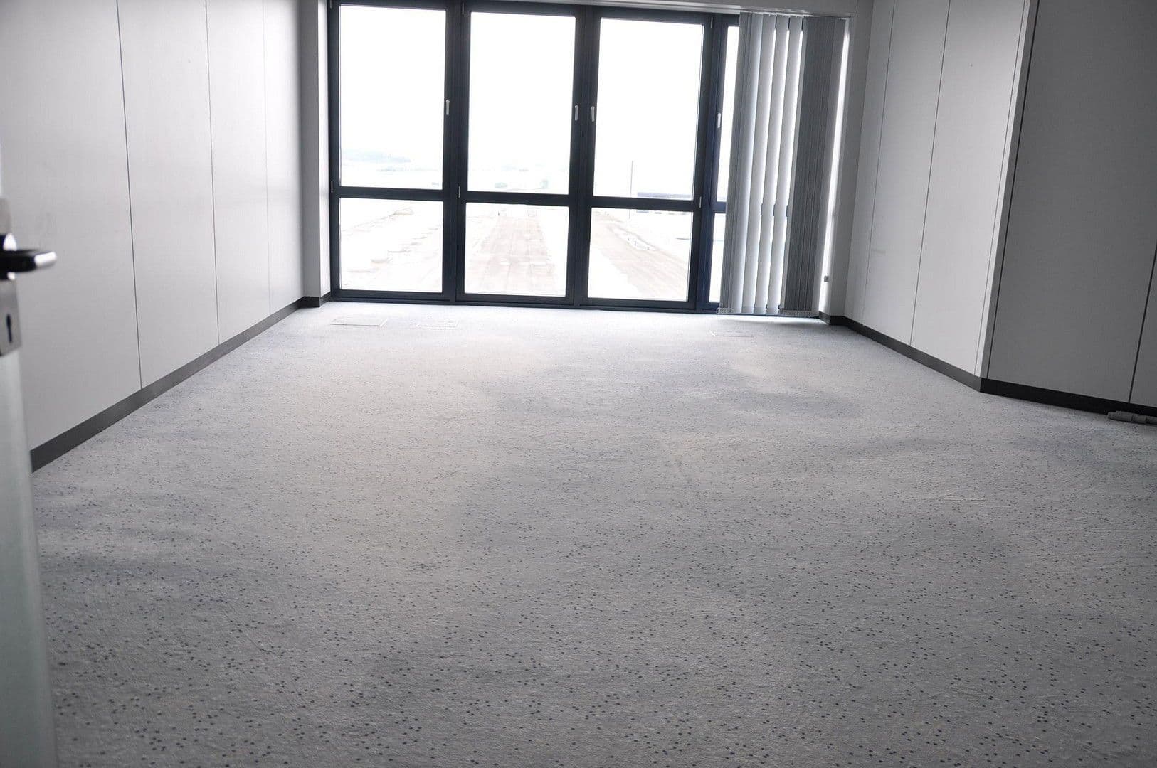 office to rent, 427 m², Vor den Eichen 6, Elz, Hesse office to rent, 427 m², Vor den Eichen 6, Elz, Hesse