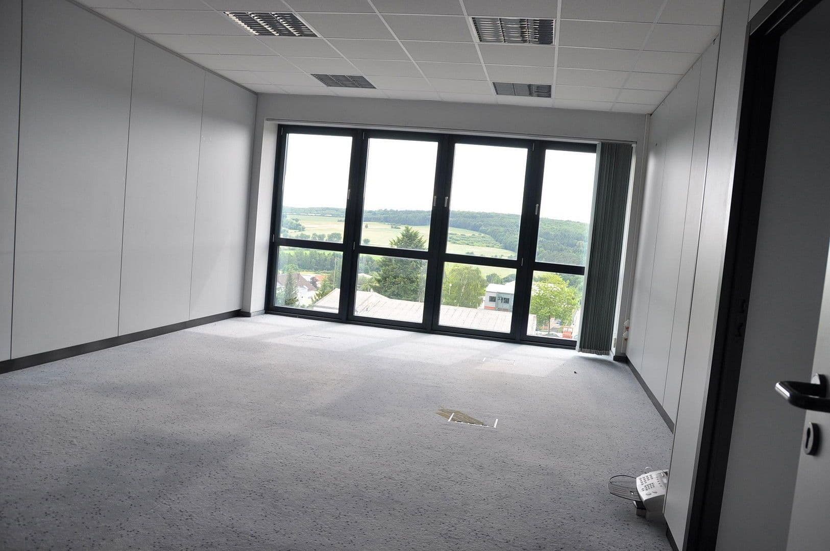 office to rent, 427 m², Vor den Eichen 6, Elz, Hesse office to rent, 427 m², Vor den Eichen 6, Elz, Hesse