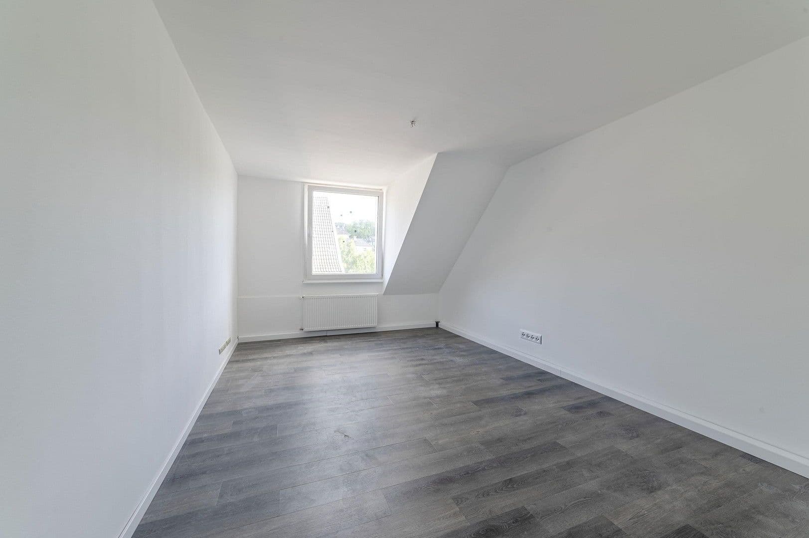 4 bedroom flat to rent, 100 m², Wittensteinstraße 137, Wuppertal, North Rhine-Westphalia 4 bedroom flat to rent, 100 m², Wittensteinstraße 137, Wuppertal, North Rhine-Westphalia