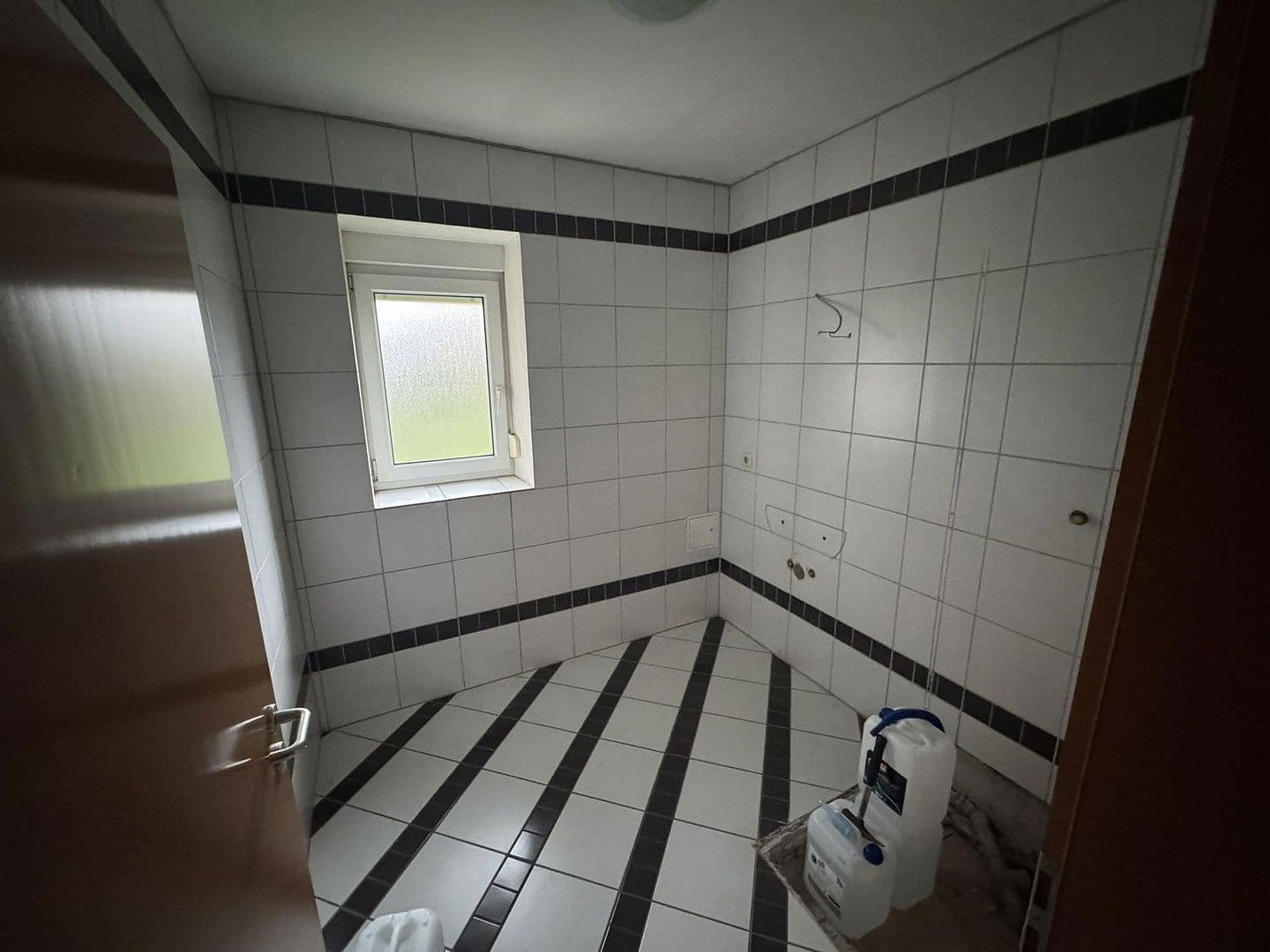 non-residential property for sale, 2,473 m², Kaiserslautern, Rhineland-Palatinate non-residential property for sale, 2,473 m², Kaiserslautern, Rhineland-Palatinate