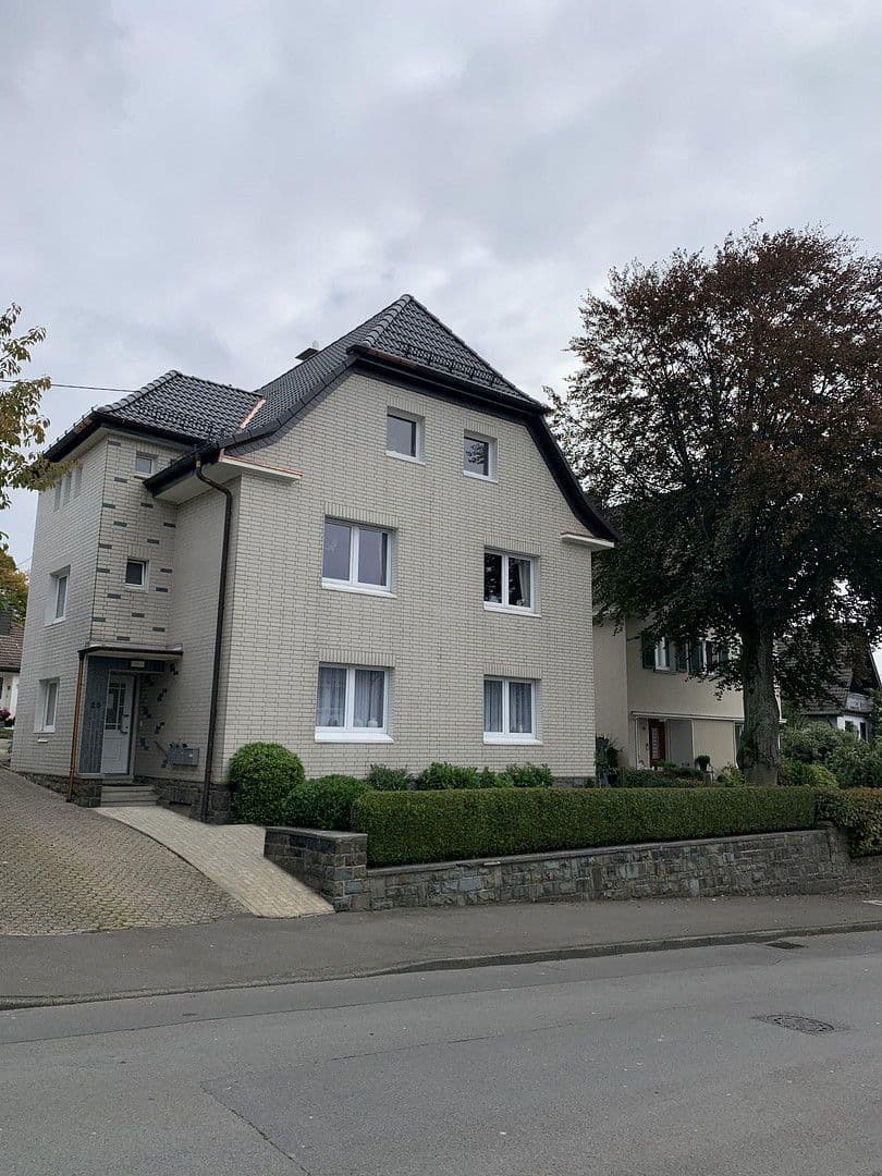 4 bedroom flat for sale, 108 m², Lebrechtstrasse 28, Gummersbach, North Rhine-Westphalia 4 bedroom flat for sale, 108 m², Lebrechtstrasse 28, Gummersbach, North Rhine-Westphalia