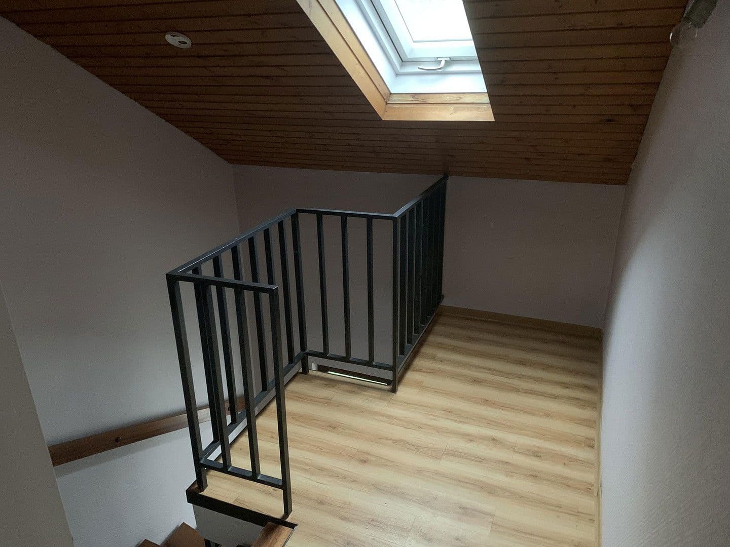 2 bedroom with open-plan kitchen flat to rent, 84 m², Pforzheim, Baden-Württemberg 2 bedroom with open-plan kitchen flat to rent, 84 m², Pforzheim, Baden-Württemberg