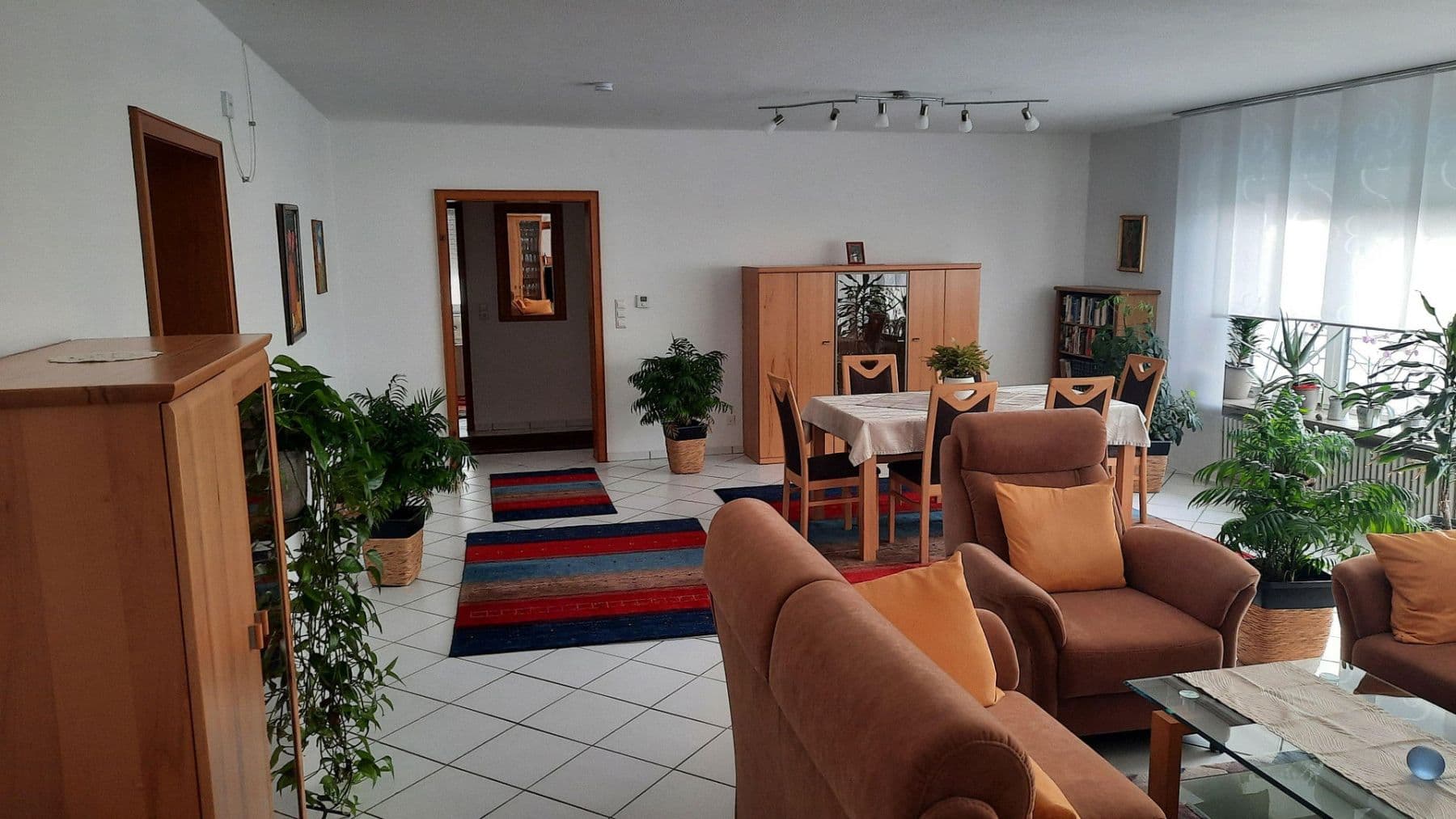 3 bedroom with open-plan kitchen flat to rent, 140 m², Hennenhecke 1, Hettenleidelheim, Rhineland-Palatinate 3 bedroom with open-plan kitchen flat to rent, 140 m², Hennenhecke 1, Hettenleidelheim, Rhineland-Palatinate