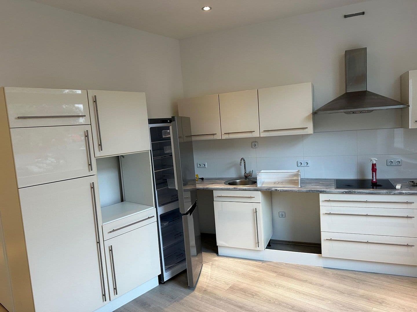 2 bedroom flat to rent, 50 m², Bahnhofstr. 11, Oberhausen, North Rhine-Westphalia 2 bedroom flat to rent, 50 m², Bahnhofstr. 11, Oberhausen, North Rhine-Westphalia