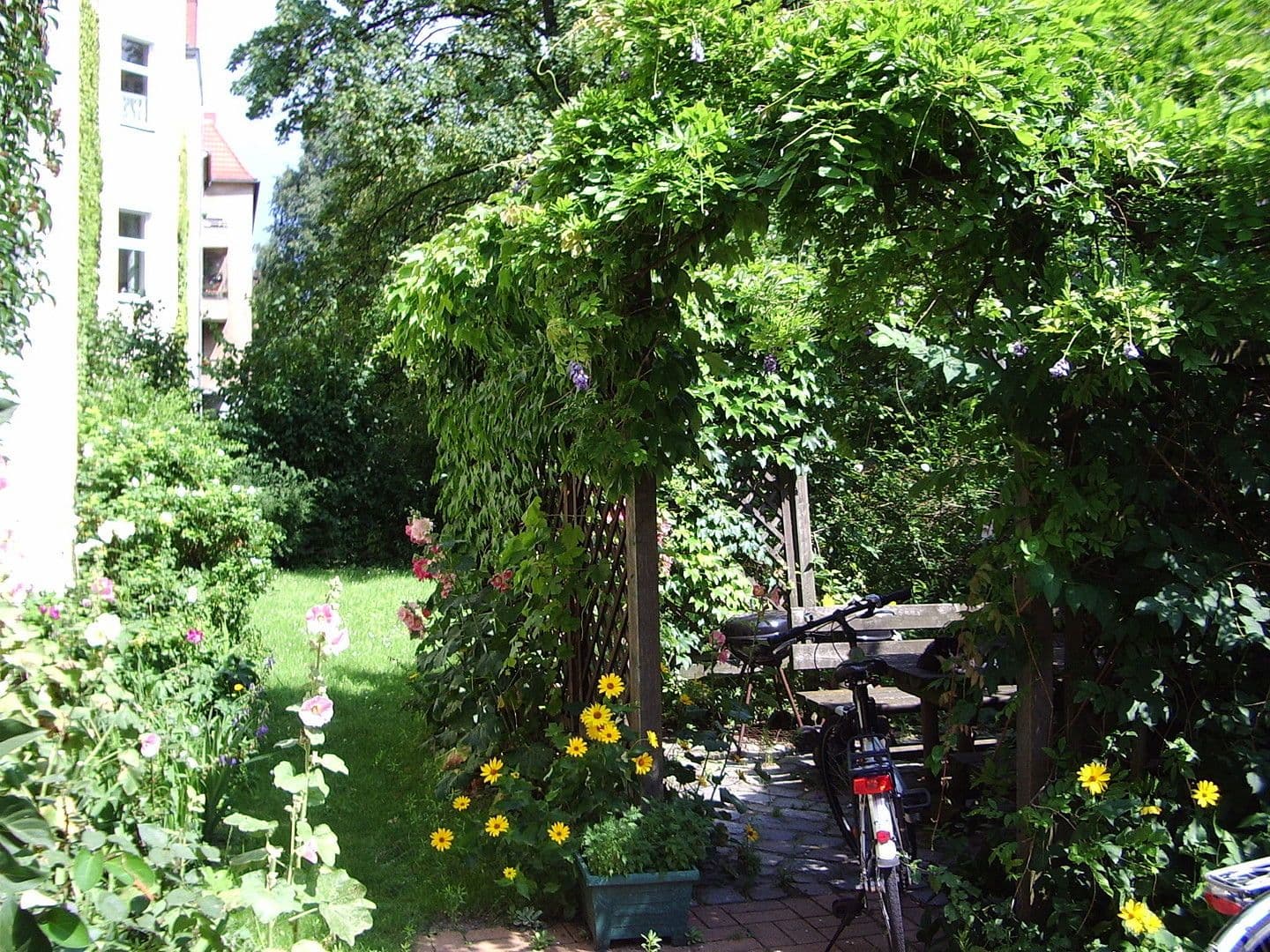 Studio flat to rent, 45 m², Friedrichsruher Str. 3, Berlin, Berlin Studio flat to rent, 45 m², Friedrichsruher Str. 3, Berlin, Berlin