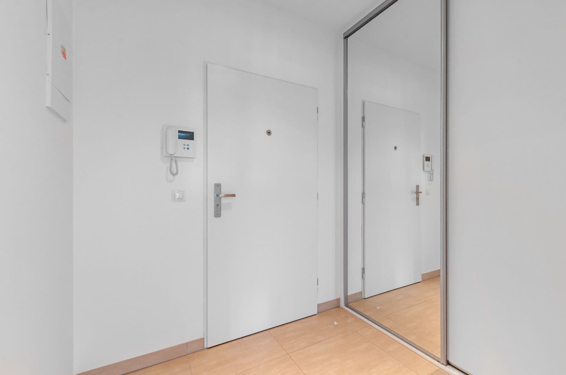 Studio flat to rent, 38 m², Sokolovská, Prague, Prague Studio flat to rent, 38 m², Sokolovská, Prague, Prague