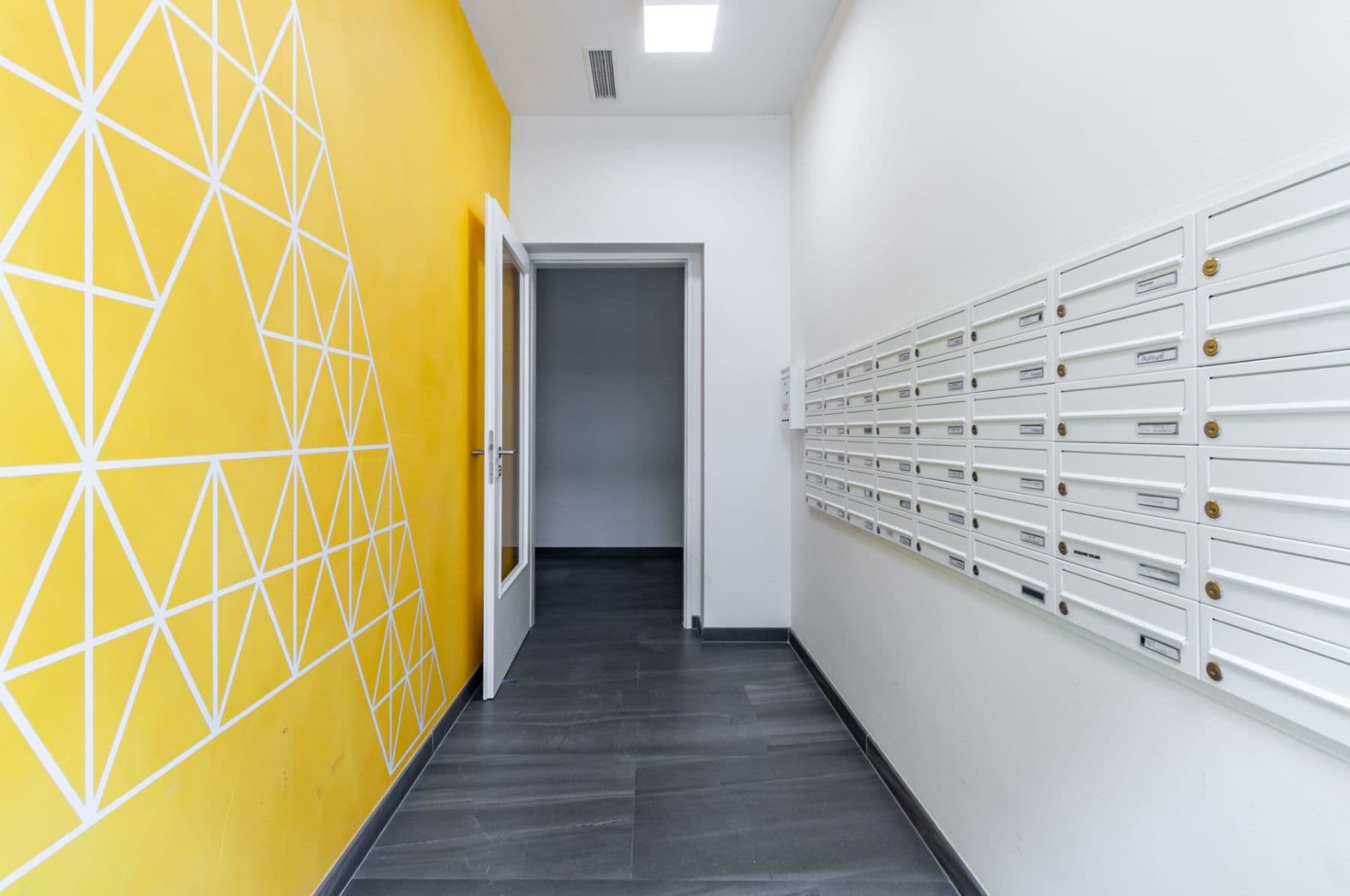 Studio flat to rent, 38 m², Sokolovská, Prague, Prague Studio flat to rent, 38 m², Sokolovská, Prague, Prague