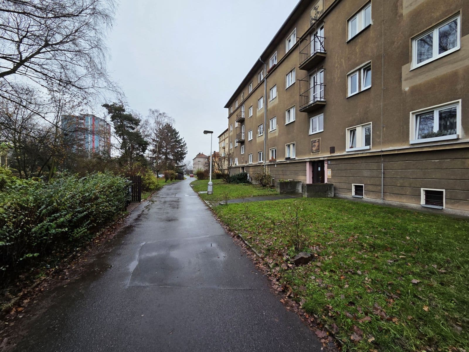 1 bedroom with open-plan kitchen flat to rent, 51 m², Unhošťská, Kladno, Středočeský Region 1 bedroom with open-plan kitchen flat to rent, 51 m², Unhošťská, Kladno, Středočeský Region