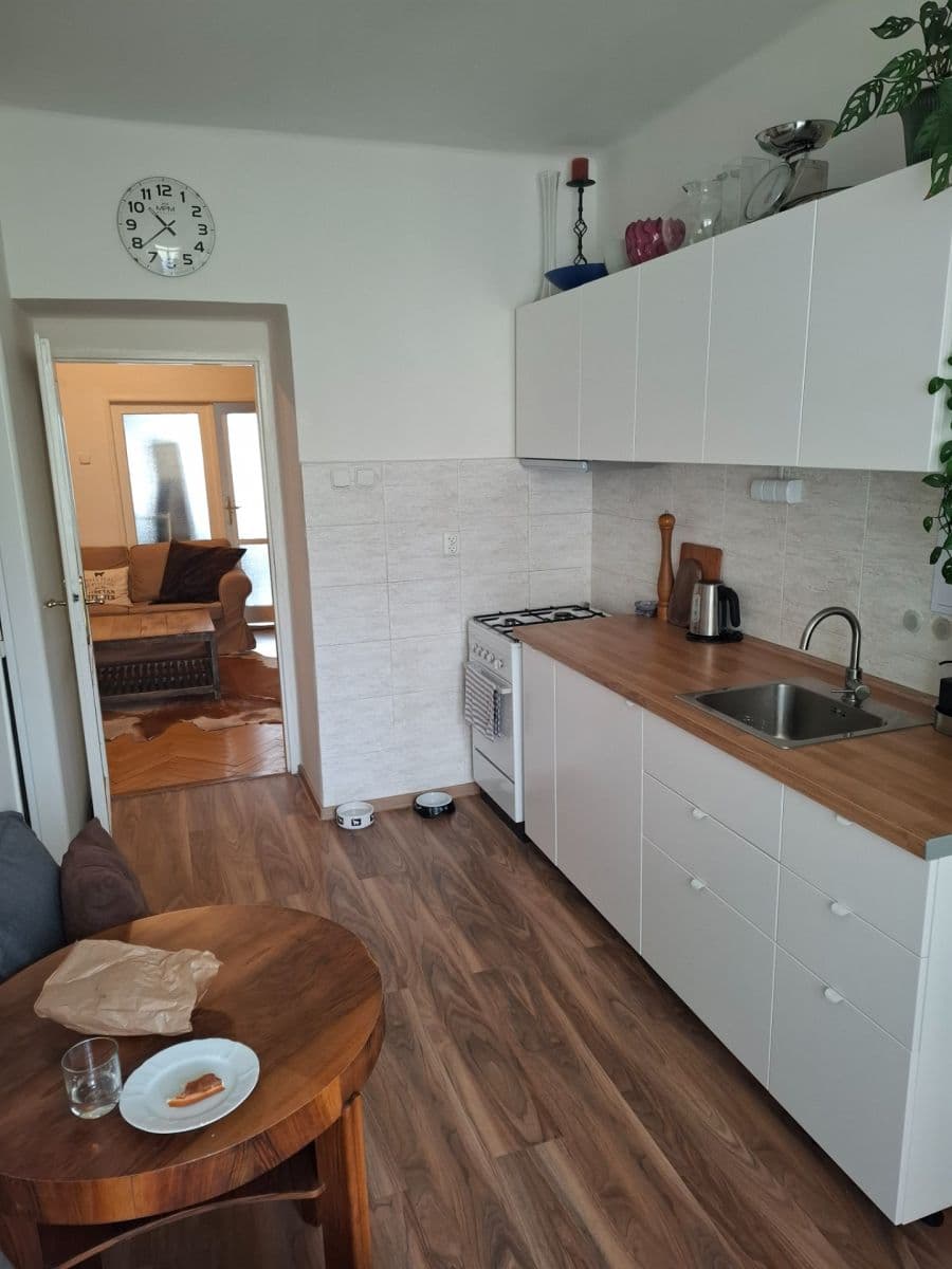 3 bedroom flat to rent, 72 m², Zelenky-Hajského, Prague, Prague 3 bedroom flat to rent, 72 m², Zelenky-Hajského, Prague, Prague