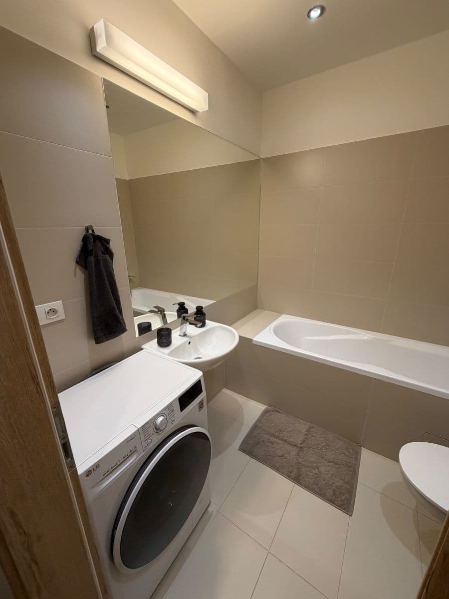 1 bedroom flat for sale, 40 m², Bořivojova, Prague, Prague 1 bedroom flat for sale, 40 m², Bořivojova, Prague, Prague