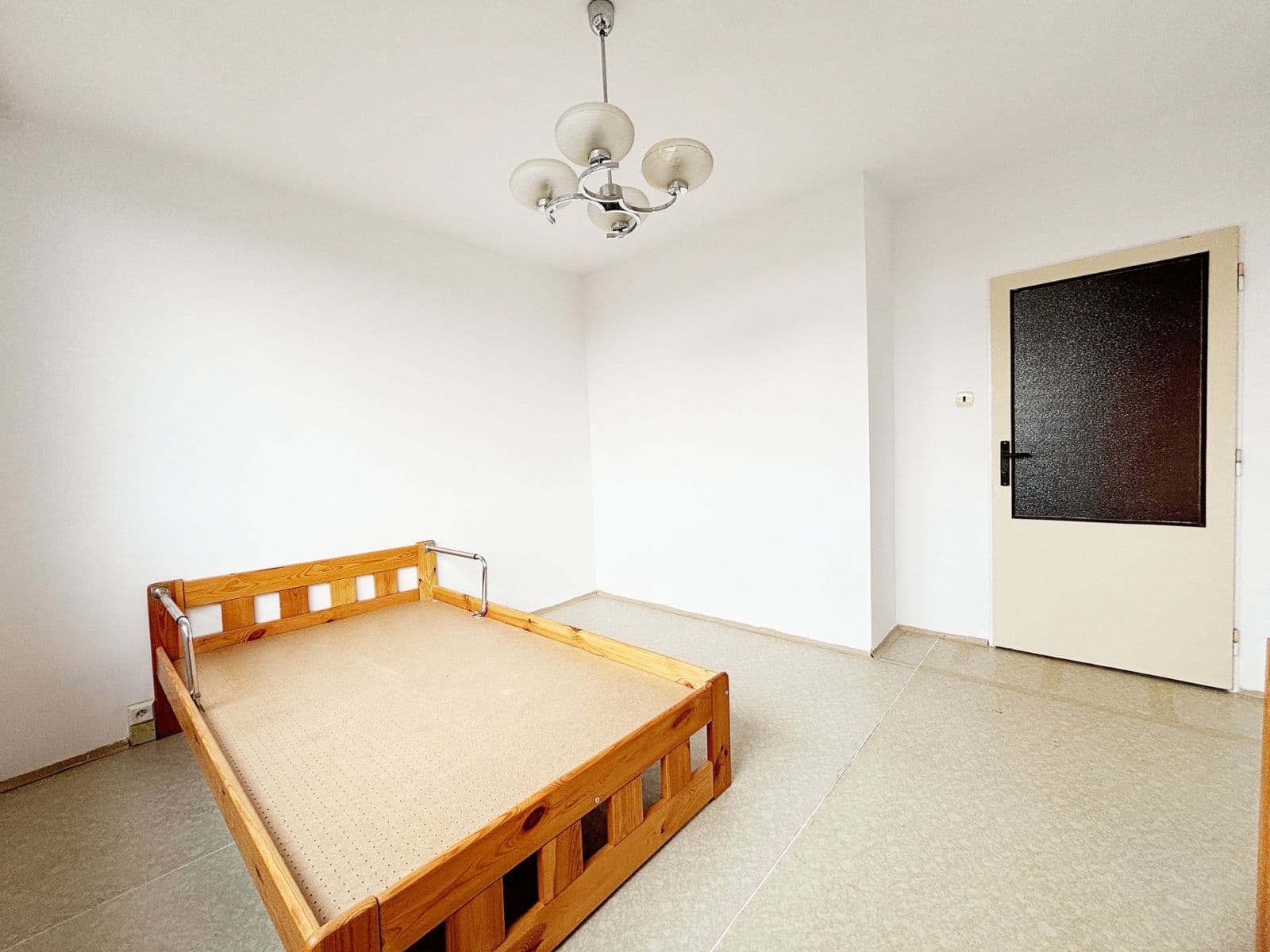 3 bedroom flat to rent, 70 m², Lešenská, Prague, Prague 3 bedroom flat to rent, 70 m², Lešenská, Prague, Prague