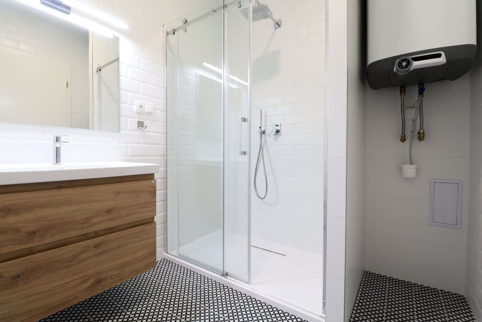 1 bedroom with open-plan kitchen flat to rent, 75 m², Křižíkova, Prague, Prague 1 bedroom with open-plan kitchen flat to rent, 75 m², Křižíkova, Prague, Prague