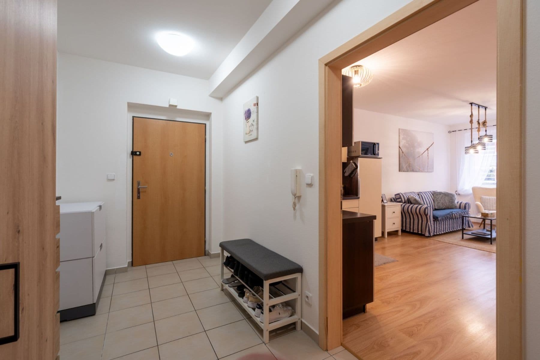 1 bedroom with open-plan kitchen flat to rent, 77 m², Zelinova, Zlín, Zlínský Region 1 bedroom with open-plan kitchen flat to rent, 77 m², Zelinova, Zlín, Zlínský Region