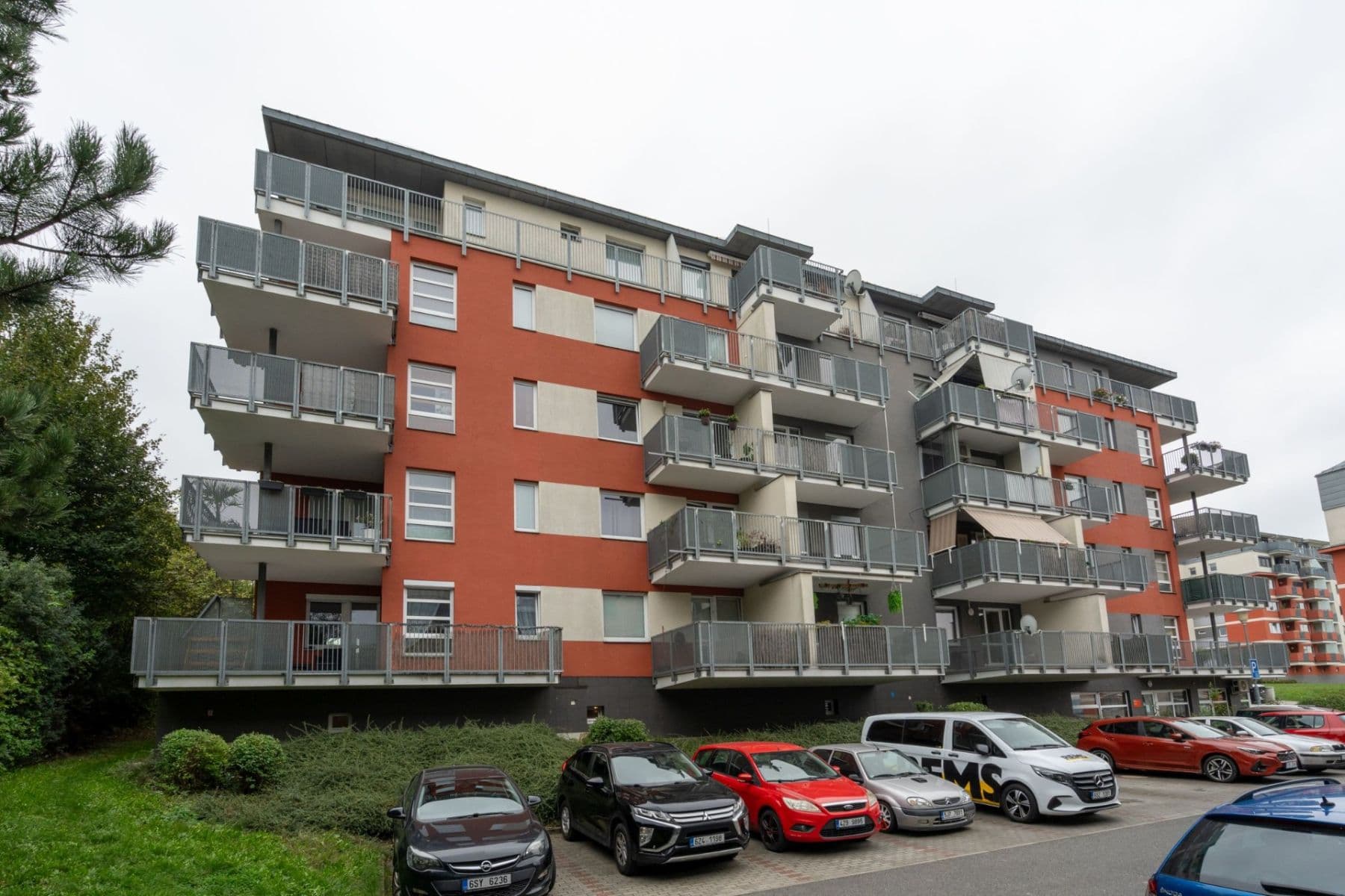 1 bedroom with open-plan kitchen flat to rent, 77 m², Zelinova, Zlín, Zlínský Region 1 bedroom with open-plan kitchen flat to rent, 77 m², Zelinova, Zlín, Zlínský Region