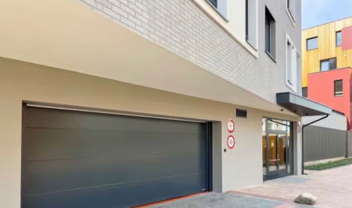 1 bedroom with open-plan kitchen flat to rent, 68 m², Stočesova, Prague, Prague 1 bedroom with open-plan kitchen flat to rent, 68 m², Stočesova, Prague, Prague