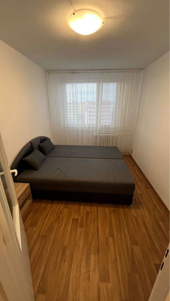1 bedroom with open-plan kitchen flat to rent, 39 m², Pujmanové, Prague, Prague 1 bedroom with open-plan kitchen flat to rent, 39 m², Pujmanové, Prague, Prague