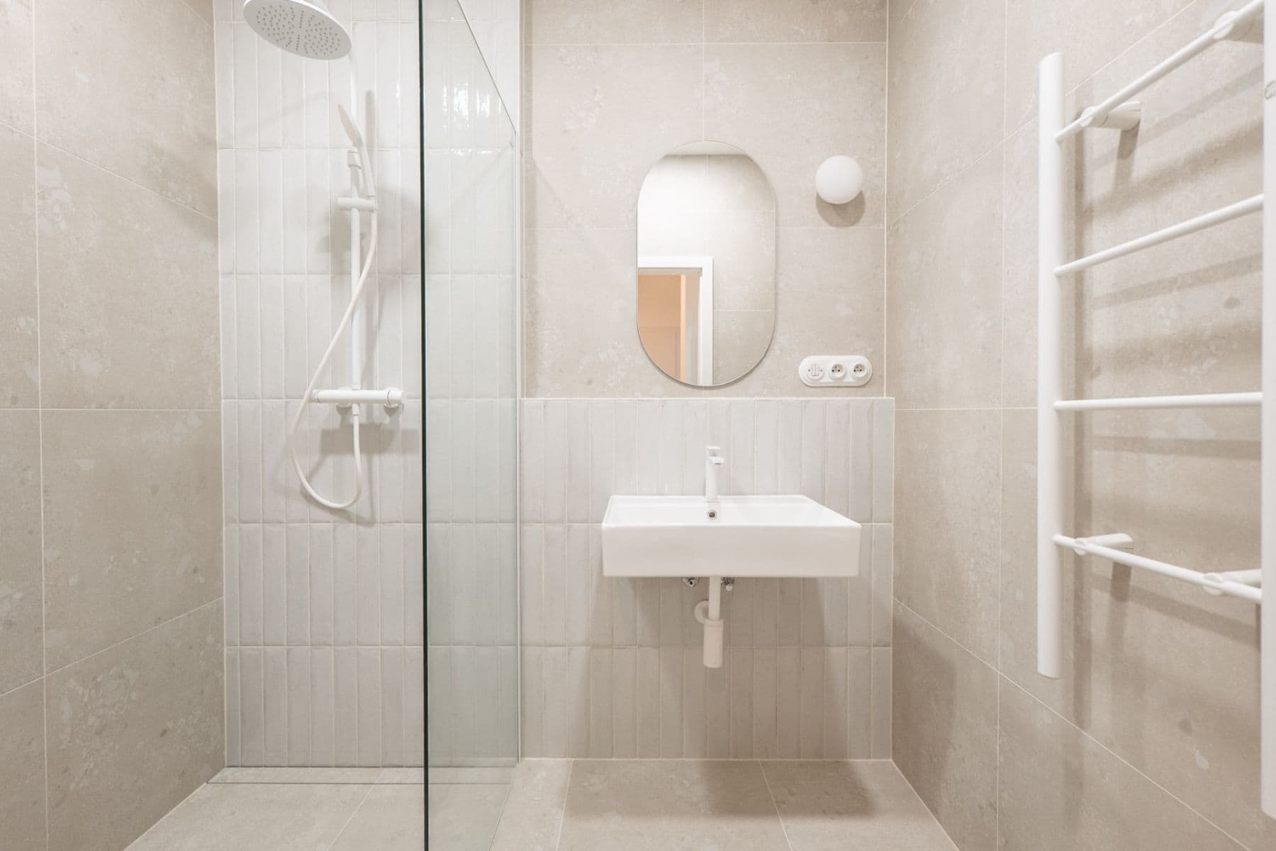 1 bedroom with open-plan kitchen flat to rent, 55 m², U Vodárny, Prague, Prague 1 bedroom with open-plan kitchen flat to rent, 55 m², U Vodárny, Prague, Prague