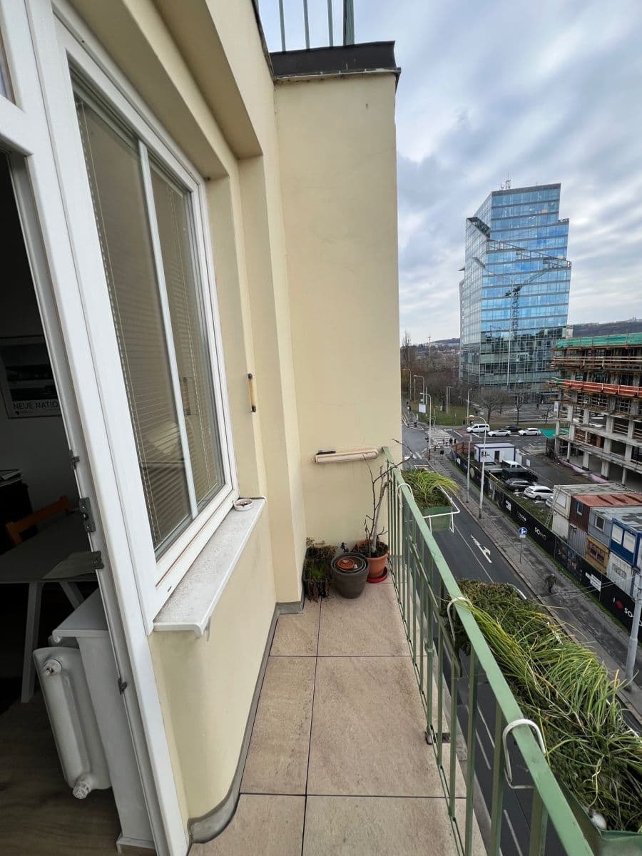 2 bedroom with open-plan kitchen flat for sale, 78 m², Dělnická, Prague, Prague 2 bedroom with open-plan kitchen flat for sale, 78 m², Dělnická, Prague, Prague