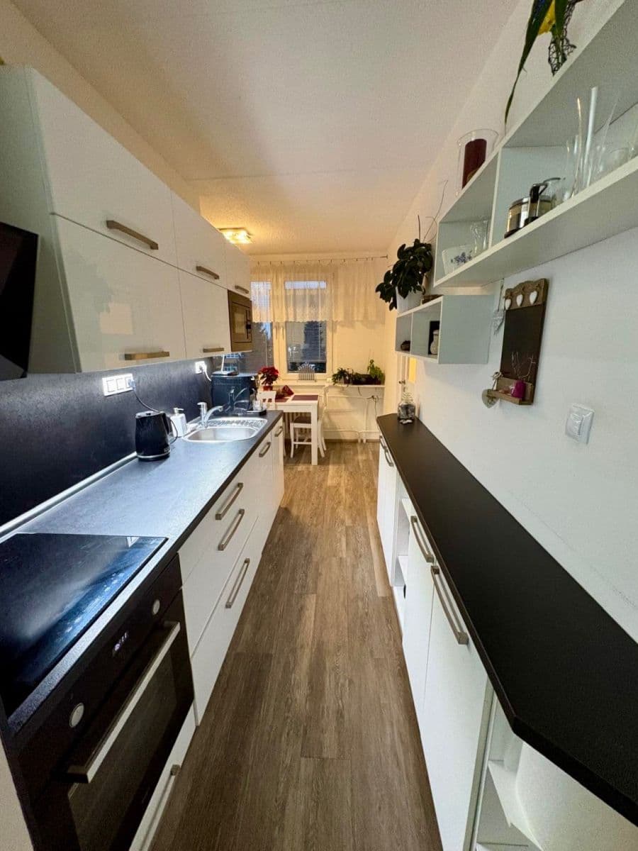 3 bedroom flat to rent, 74 m², Kyjevská, Třebíč, Vysočina Region 3 bedroom flat to rent, 74 m², Kyjevská, Třebíč, Vysočina Region