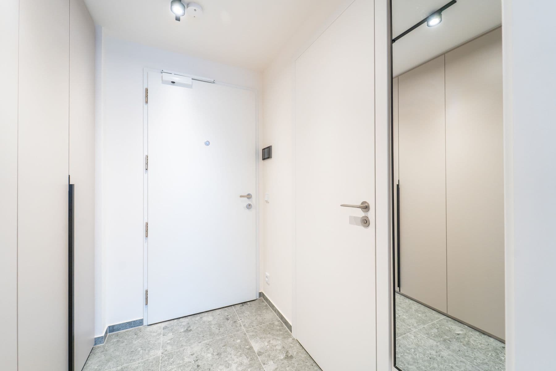 Studio flat to rent, 29 m², Československého exilu, Prague, Prague Studio flat to rent, 29 m², Československého exilu, Prague, Prague