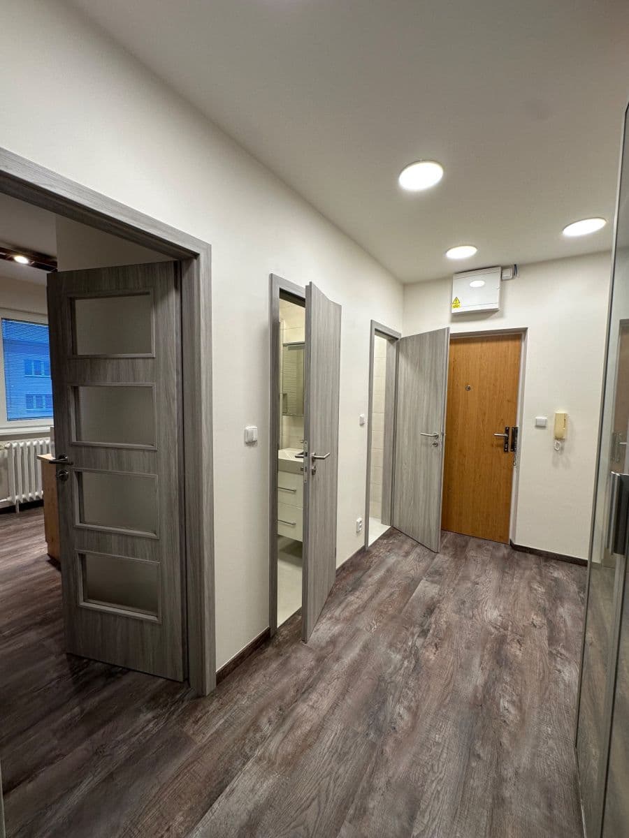 2 bedroom flat to rent, 56 m², Arabská, Prague, Prague 2 bedroom flat to rent, 56 m², Arabská, Prague, Prague