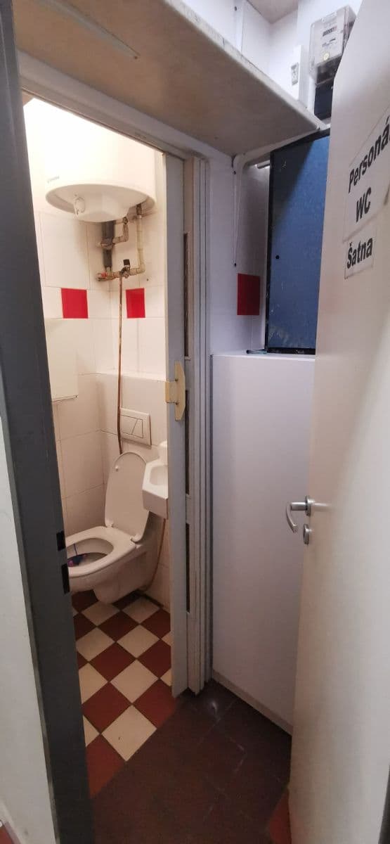 non-residential property to rent, 65 m², Kpt. Nálepky, Tábor, Jihočeský Region non-residential property to rent, 65 m², Kpt. Nálepky, Tábor, Jihočeský Region