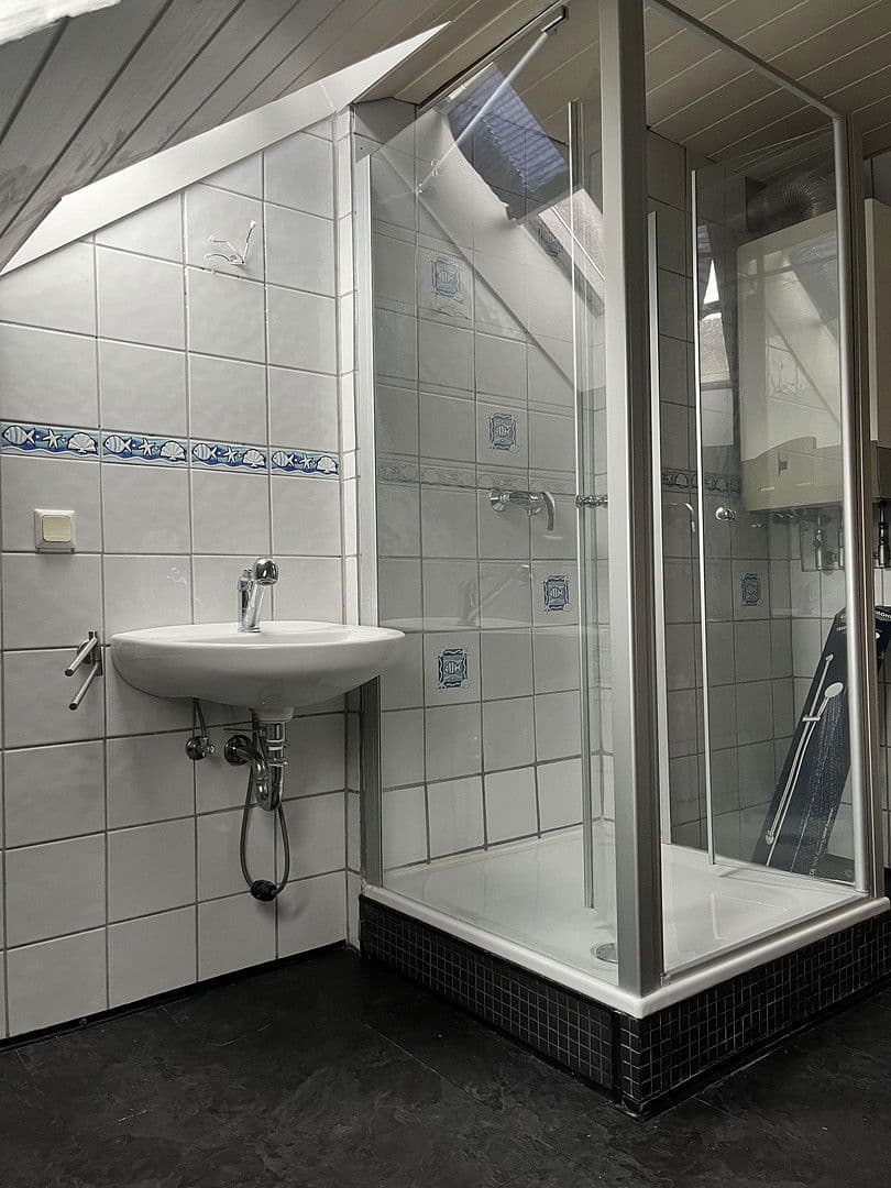 3 bedroom with open-plan kitchen flat to rent, 78 m², Heppenheimerstraße 3, Wiesbaden, Hesse 3 bedroom with open-plan kitchen flat to rent, 78 m², Heppenheimerstraße 3, Wiesbaden, Hesse