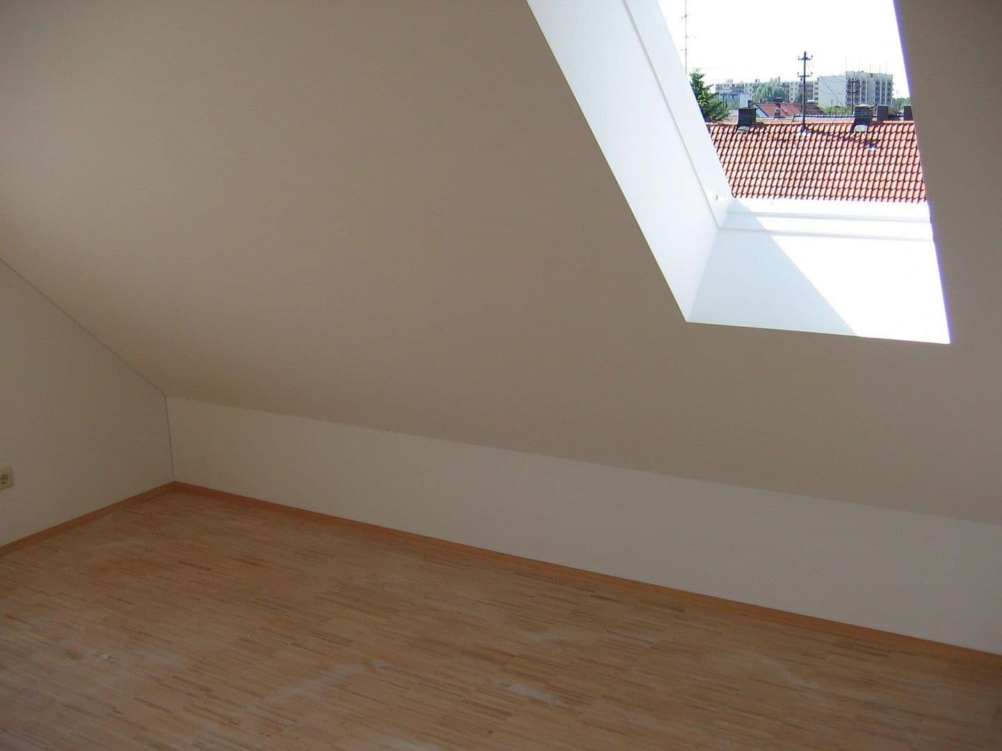 2 bedroom with open-plan kitchen flat to rent, 82 m², Blumenstraße 23, Karlsfeld, Bavaria 2 bedroom with open-plan kitchen flat to rent, 82 m², Blumenstraße 23, Karlsfeld, Bavaria