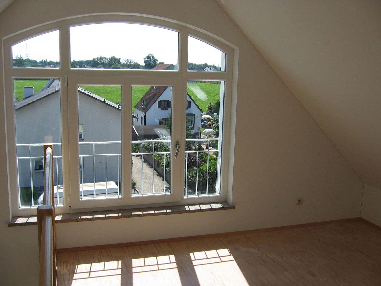 2 bedroom with open-plan kitchen flat to rent, 82 m², Blumenstraße 23, Karlsfeld, Bavaria 2 bedroom with open-plan kitchen flat to rent, 82 m², Blumenstraße 23, Karlsfeld, Bavaria