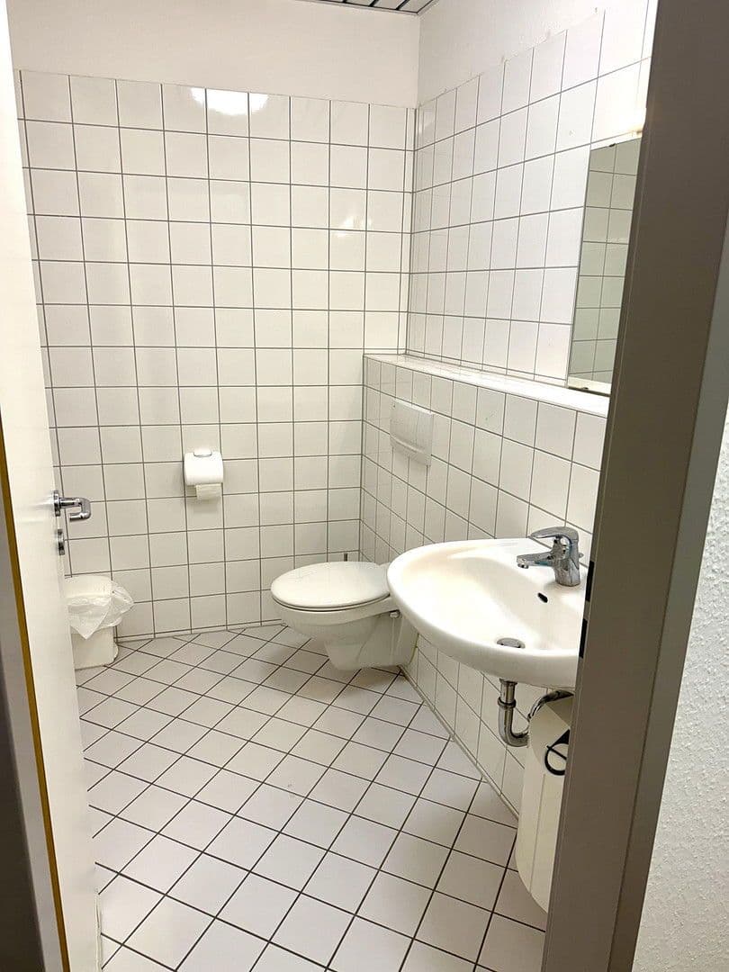 office to rent, 60 m², Am Markt 2, Schwerin, Mecklenburg-Vorpommern office to rent, 60 m², Am Markt 2, Schwerin, Mecklenburg-Vorpommern