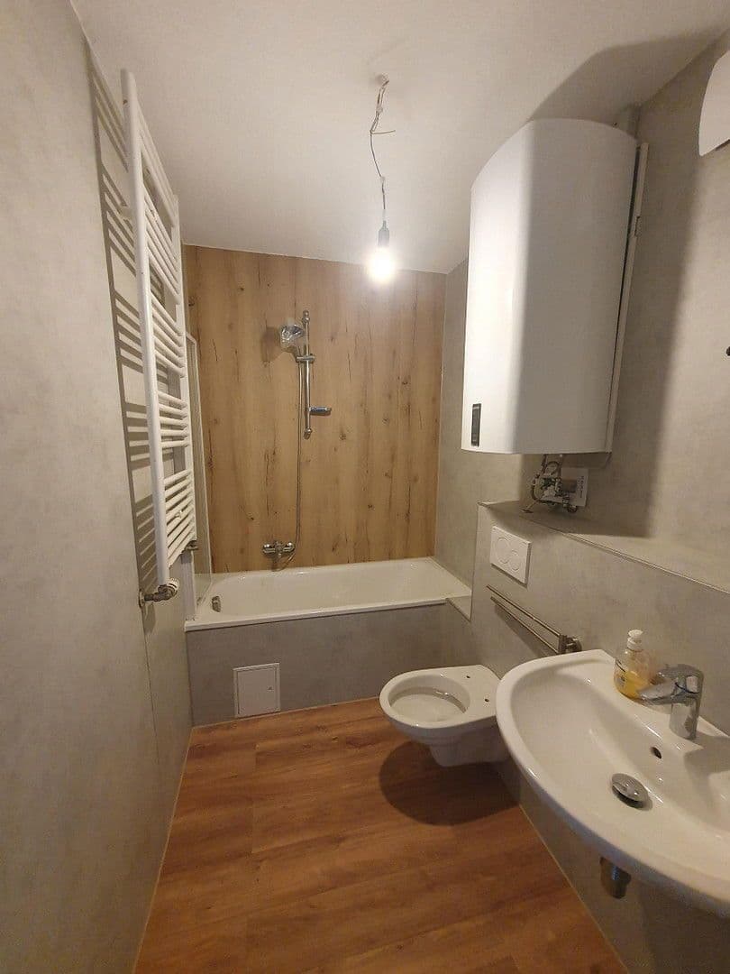 4 bedroom flat to rent, 104 m², Bahnhofstraße 98, Mühlacker, Baden-Württemberg 4 bedroom flat to rent, 104 m², Bahnhofstraße 98, Mühlacker, Baden-Württemberg