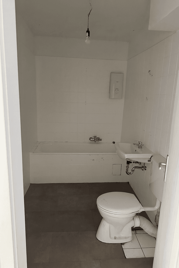 3 bedroom flat to rent, 71 m², Leimbacherstraße 50, Wuppertal, North Rhine-Westphalia 3 bedroom flat to rent, 71 m², Leimbacherstraße 50, Wuppertal, North Rhine-Westphalia